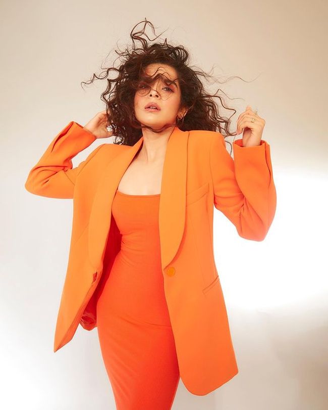 Staggering Pics Of Mithila Palkar In White